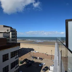 Apartment Zeedijk 336, Middelkerke